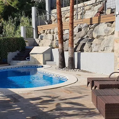 Villa Opening Doors Premiá Dalt Amazing Views W Pool Premia De Dalt